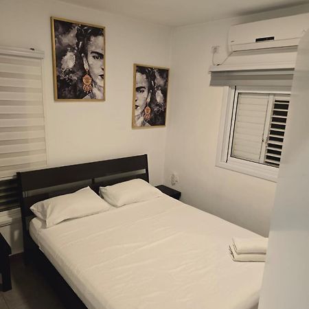Gk Apartment Harmony Bat Yam Eksteriør billede