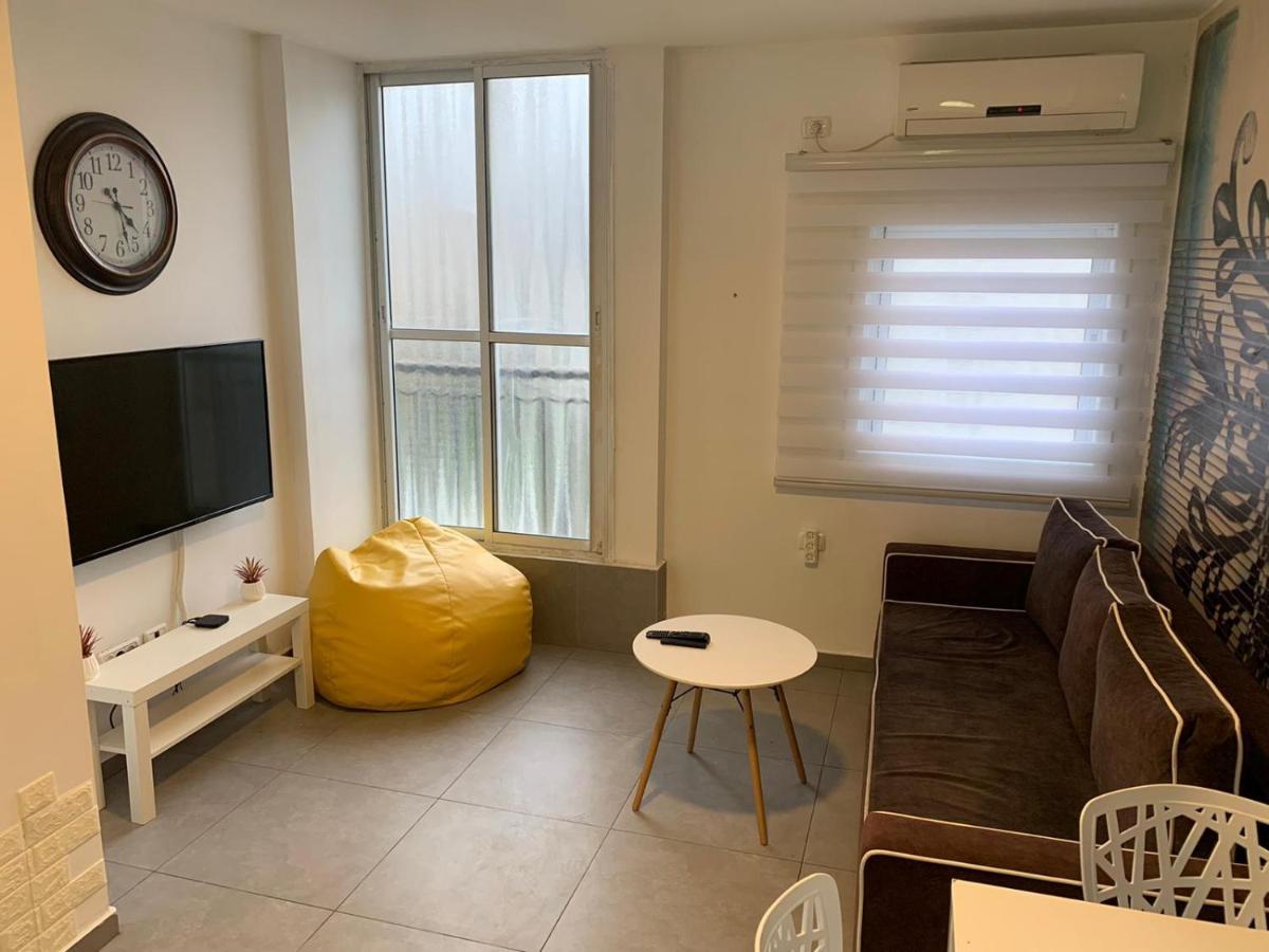 Gk Apartment Harmony Bat Yam Eksteriør billede