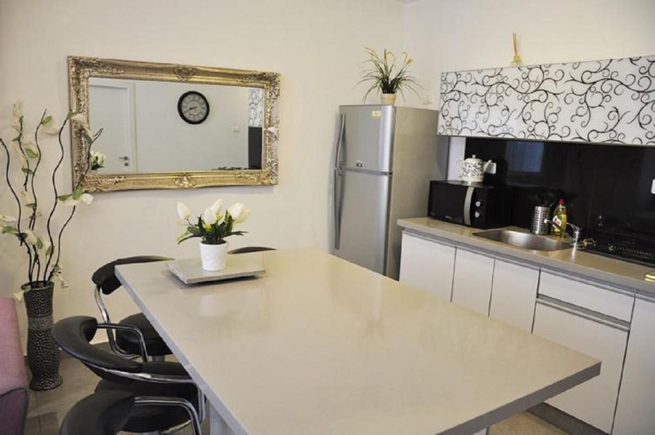Gk Apartment Harmony Bat Yam Eksteriør billede