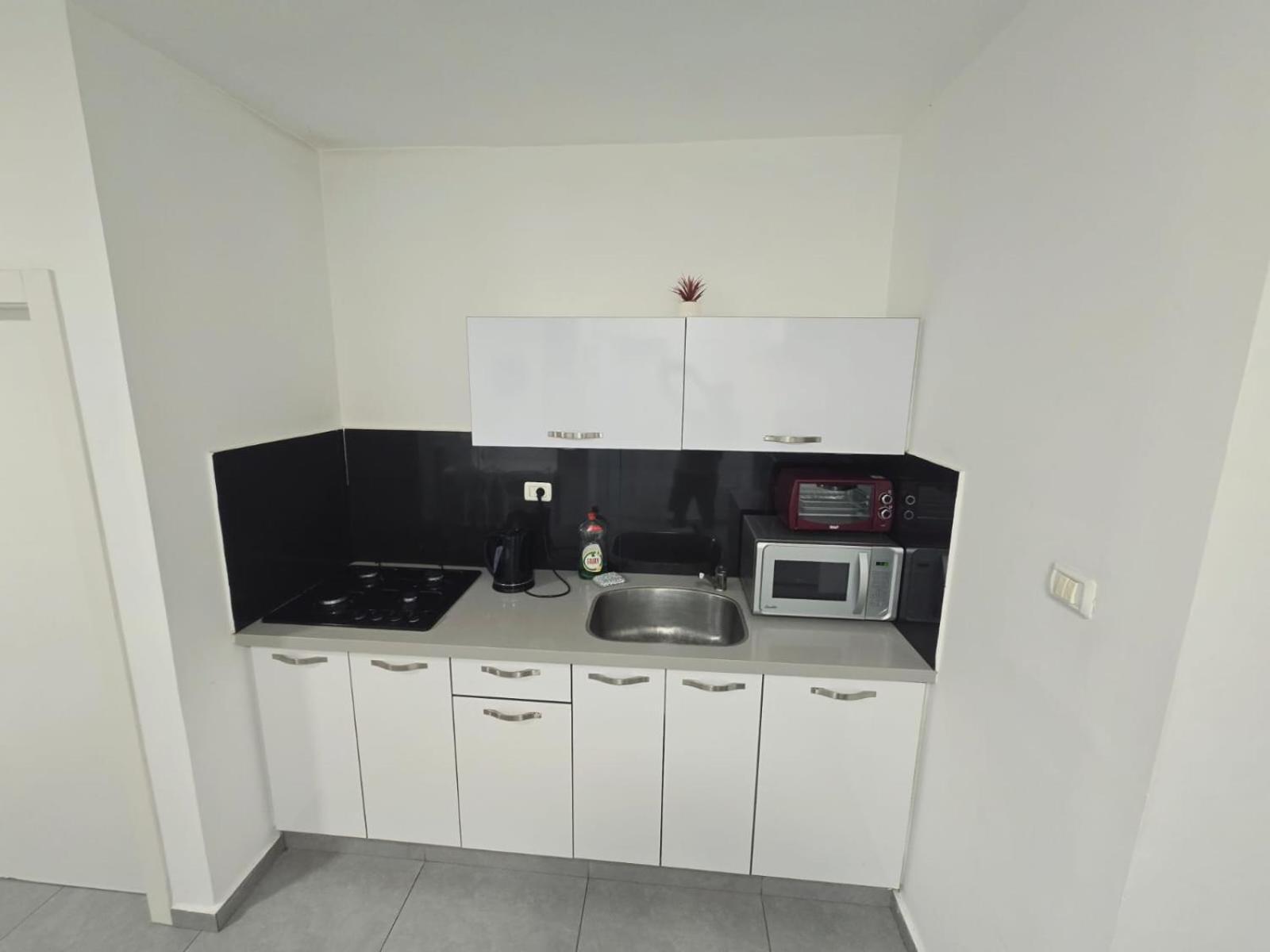 Gk Apartment Harmony Bat Yam Eksteriør billede