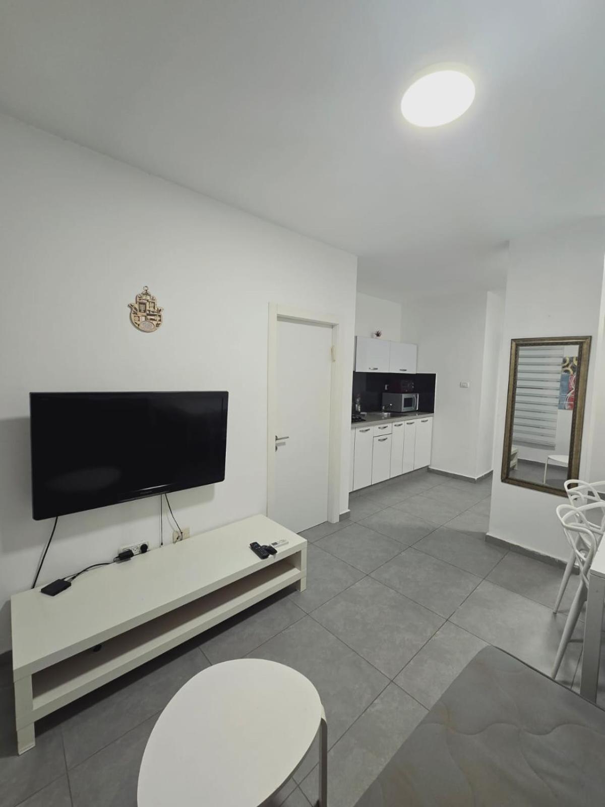 Gk Apartment Harmony Bat Yam Eksteriør billede