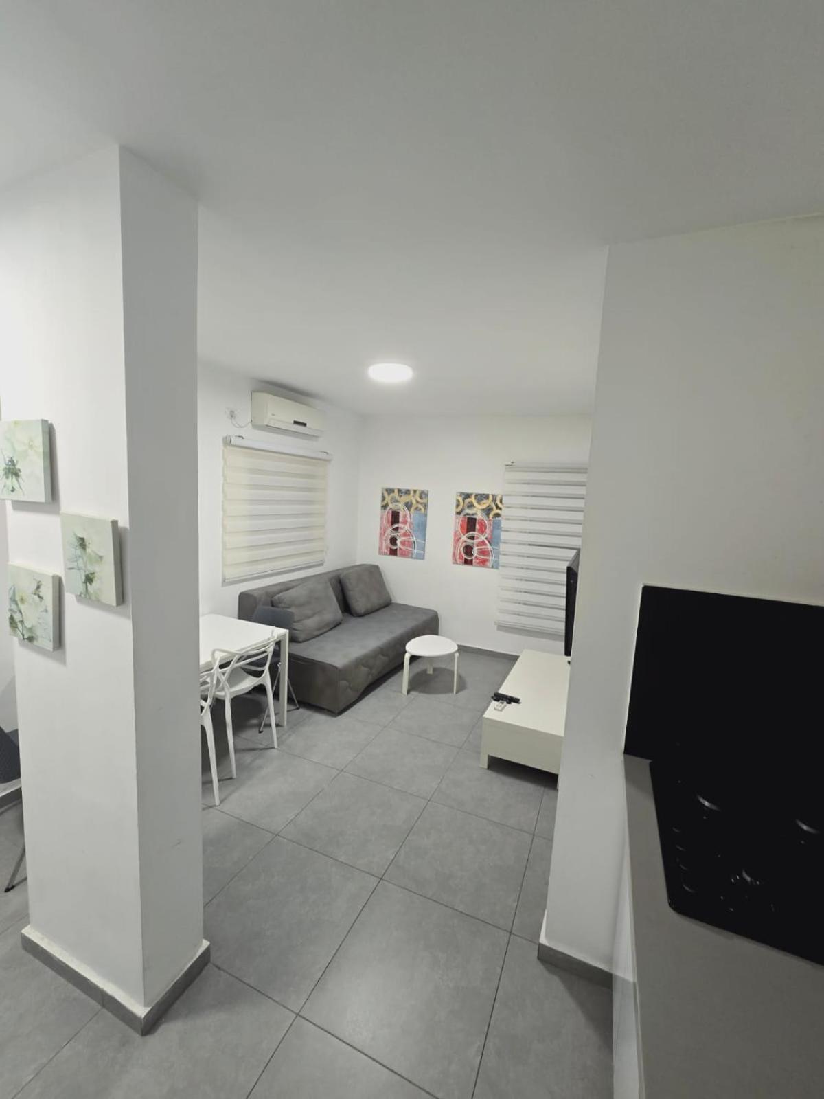 Gk Apartment Harmony Bat Yam Eksteriør billede